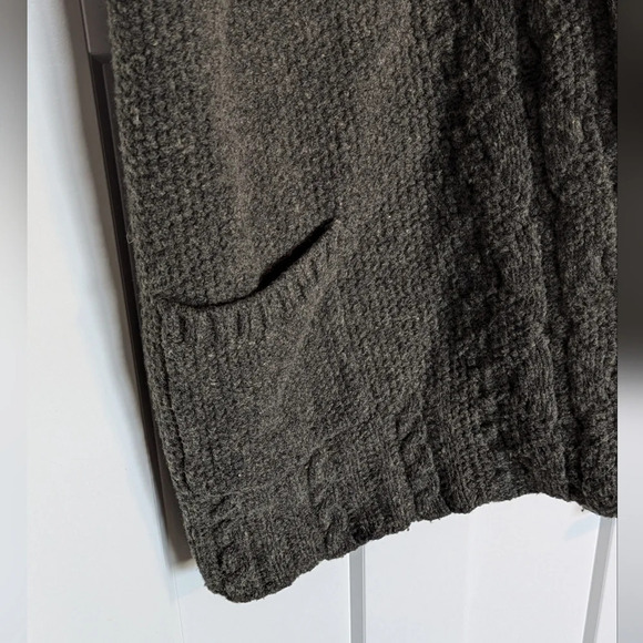 Eddie Bauer Sleeveless Wool Open Front Cardigan Green Cable Knit sz L - Picture 3 of 7